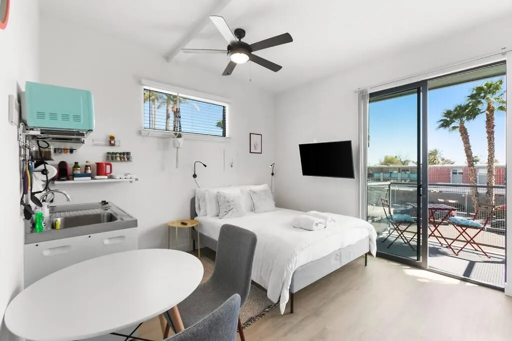 Apartment Funky Scottsdale Modern Micro Studio - Walk To Ot